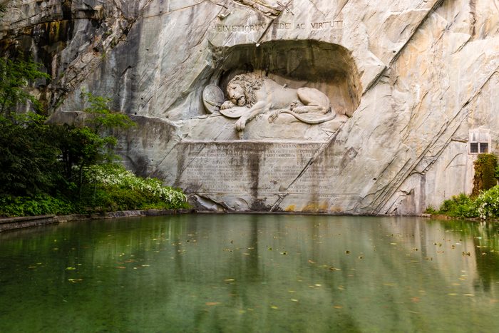 Lion Monument (Lowendenkmal)
