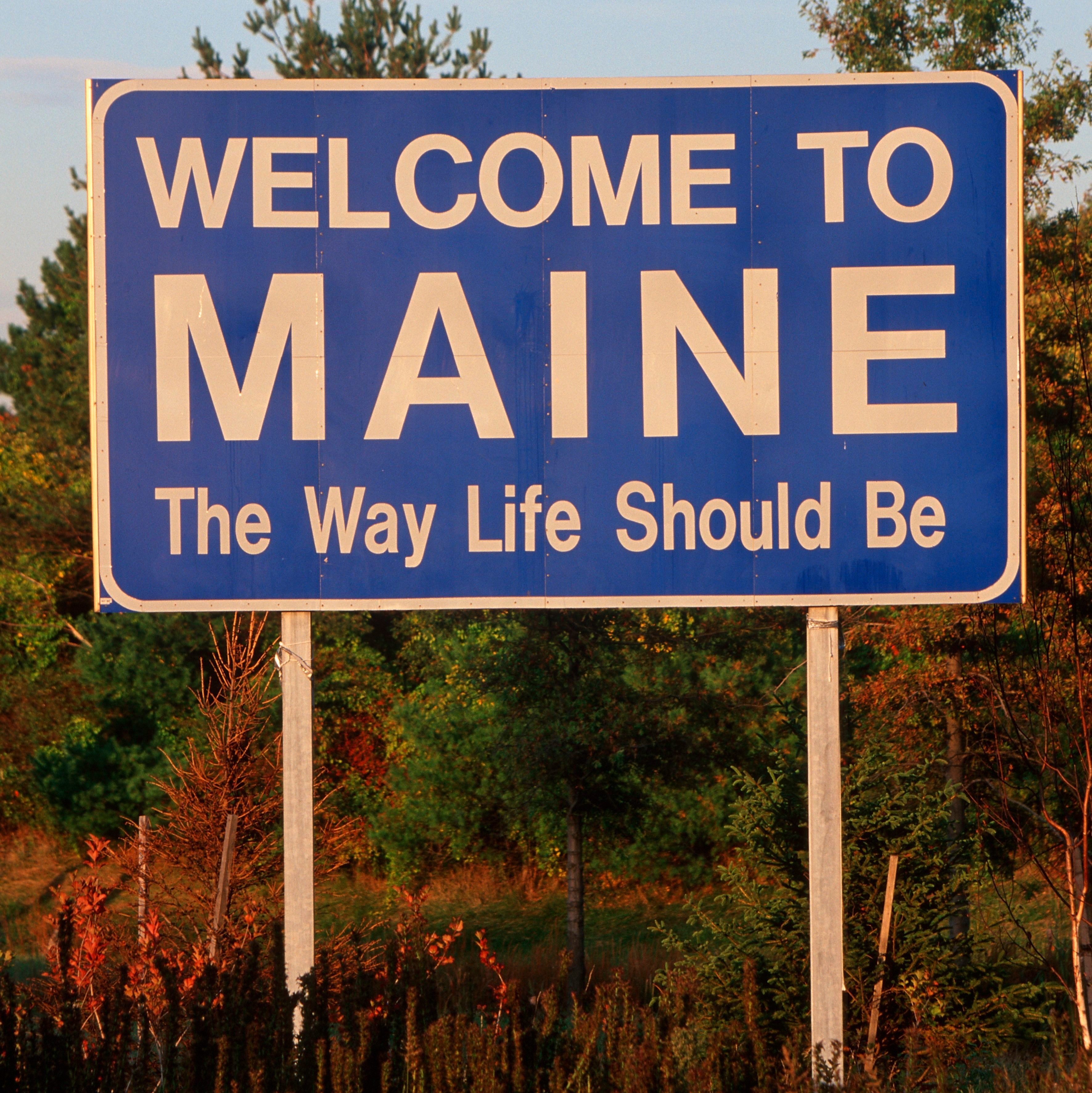 Welcome to Maine Sign