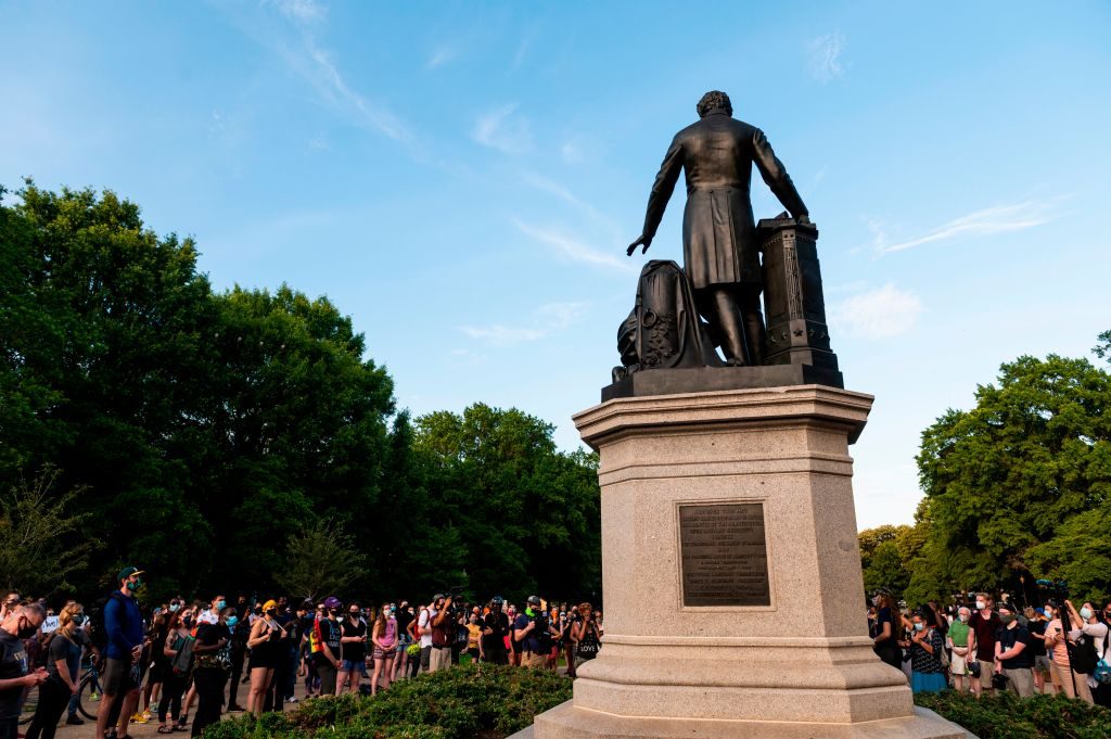 US-POLITICS-RACISM-UNREST-HISTORY-STATUES