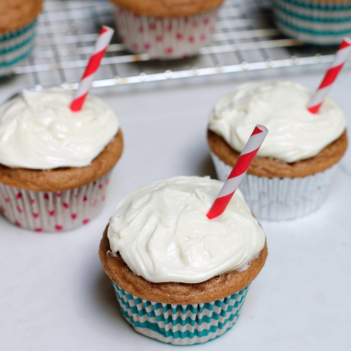 vertical image soda pop cupcakes