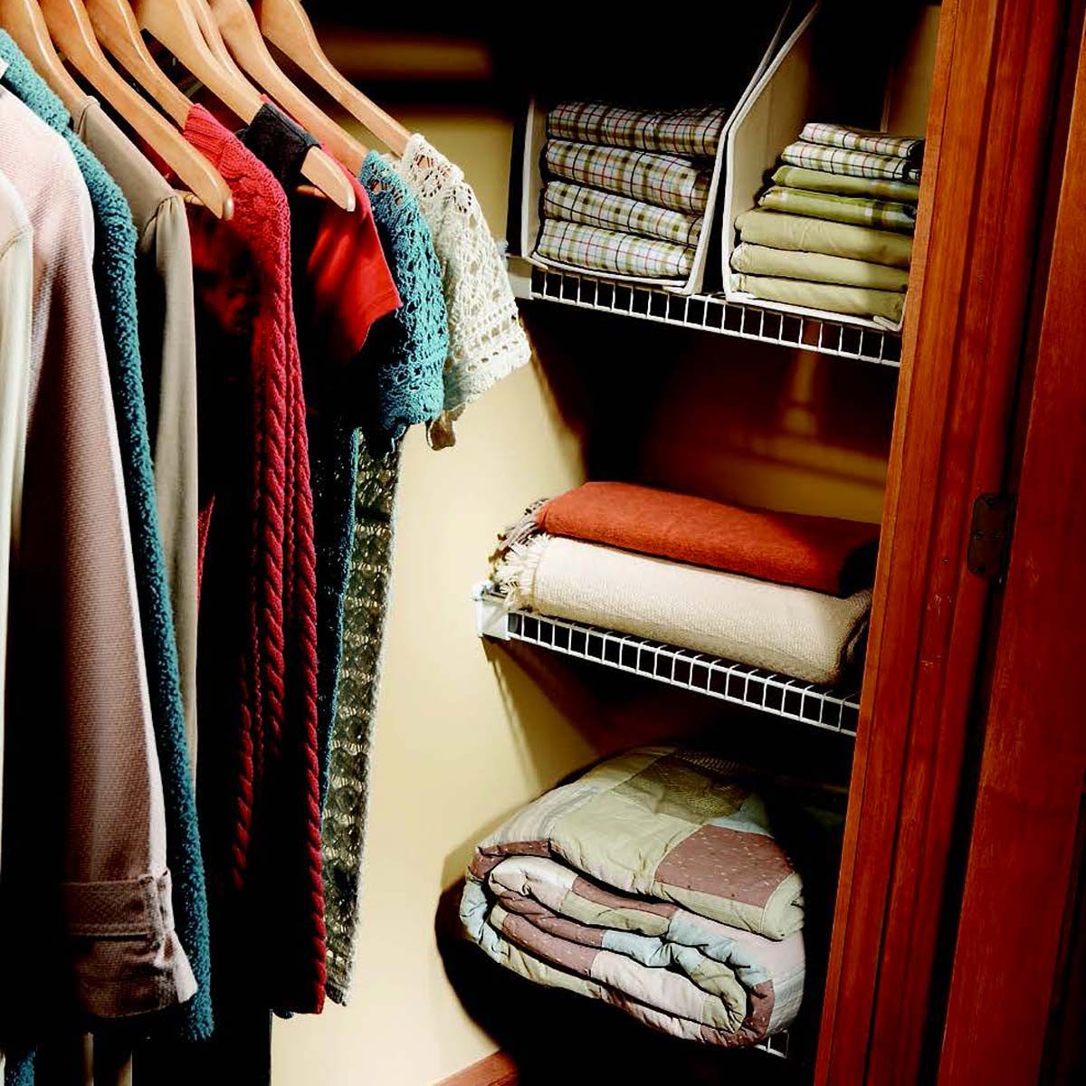 closet nook wire shelves