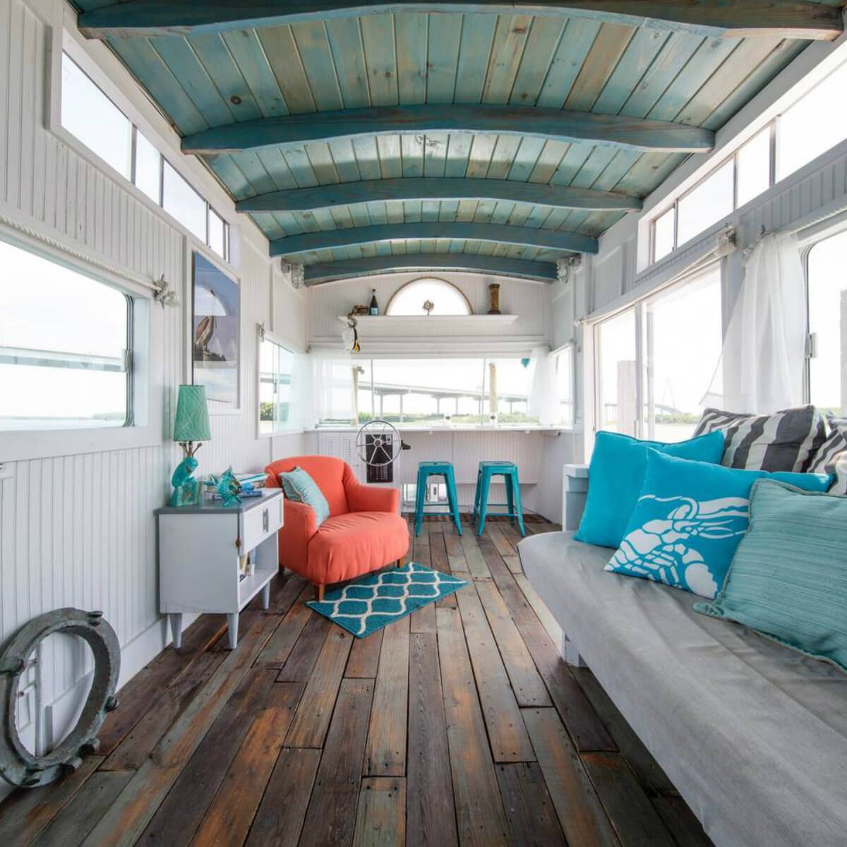 tiny house boat