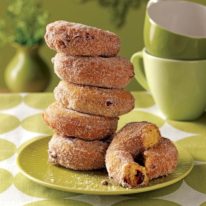Pumpkin-cranberry cake donuts
