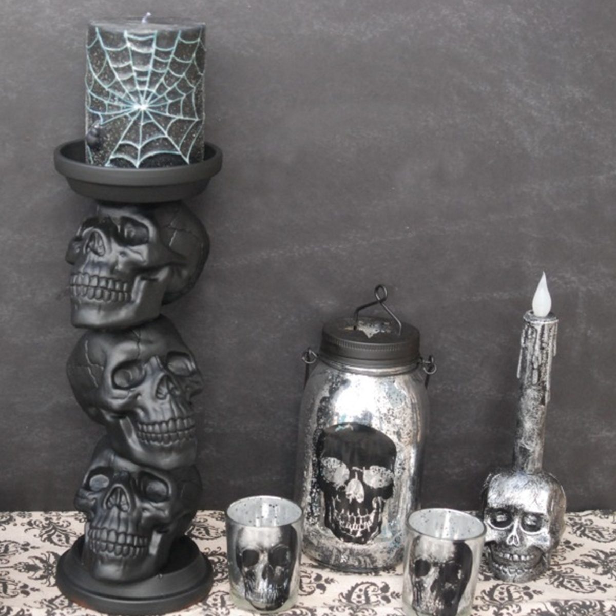 Skull Candle Holder Via Endlesslyinspired