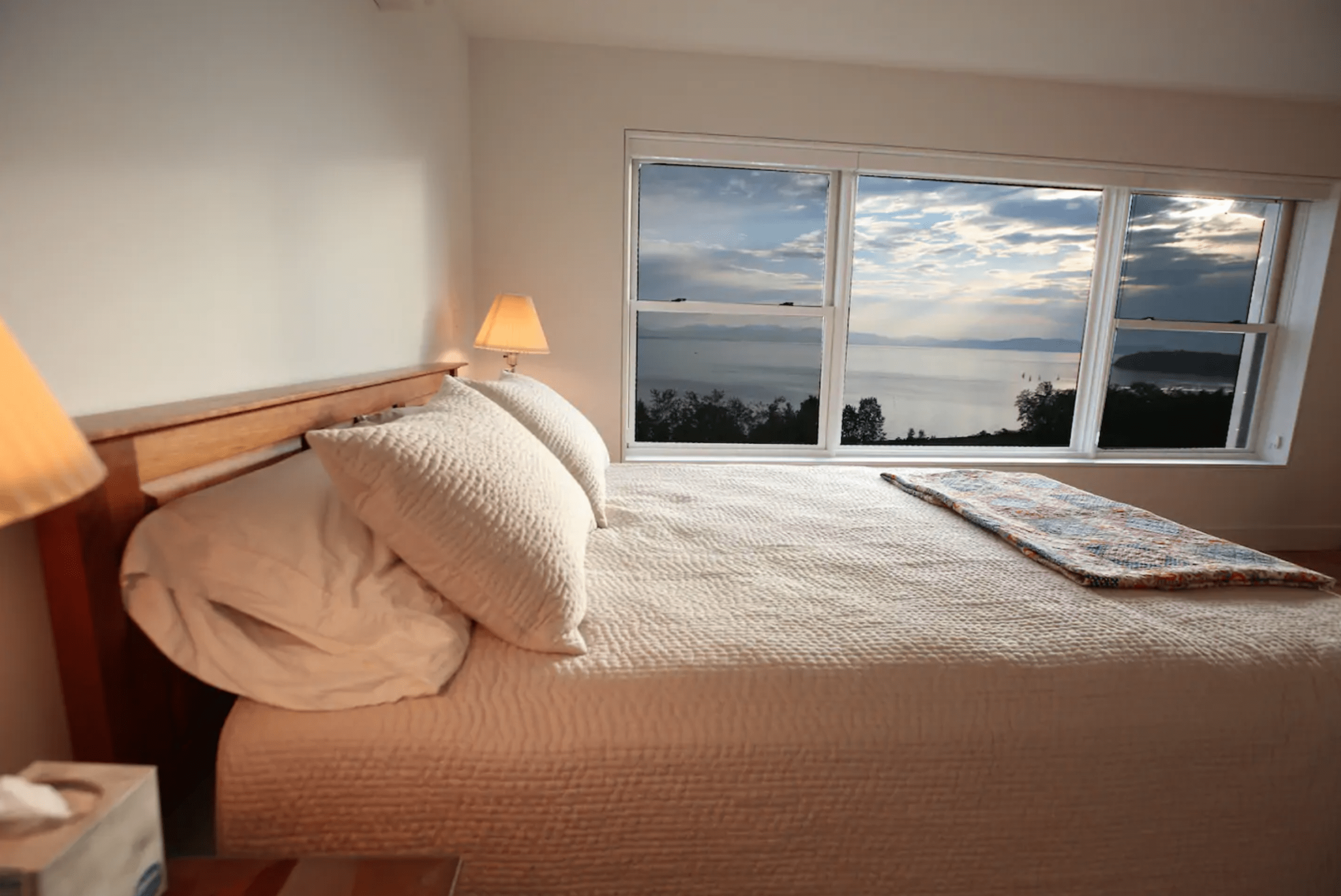 Soaring clifftop views: Burlington, Vermont