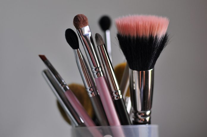 Makeup brushes