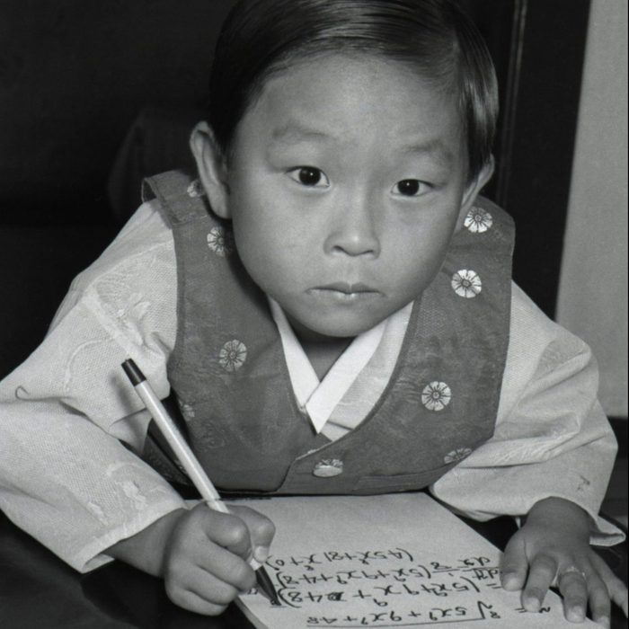 Kim Ung-Yong at age 6 months solving equations