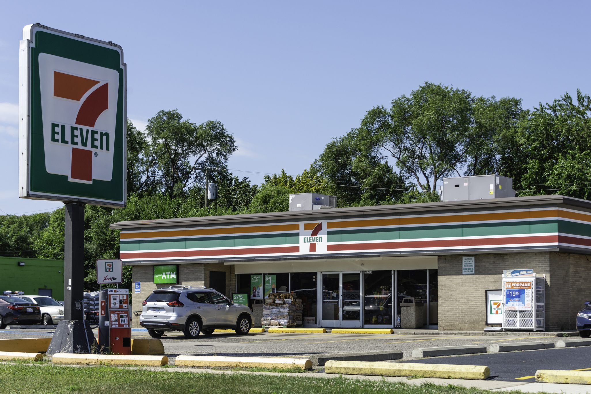 Why Is 7-Eleven Open 24 Hours If It’s Called “7-Eleven”?