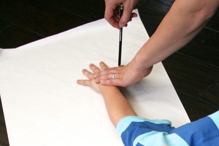 Send A Hug Craft Pagingsupermom.com2