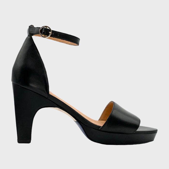 Dr. Liza Sandal Ecomm Via Amazon.com