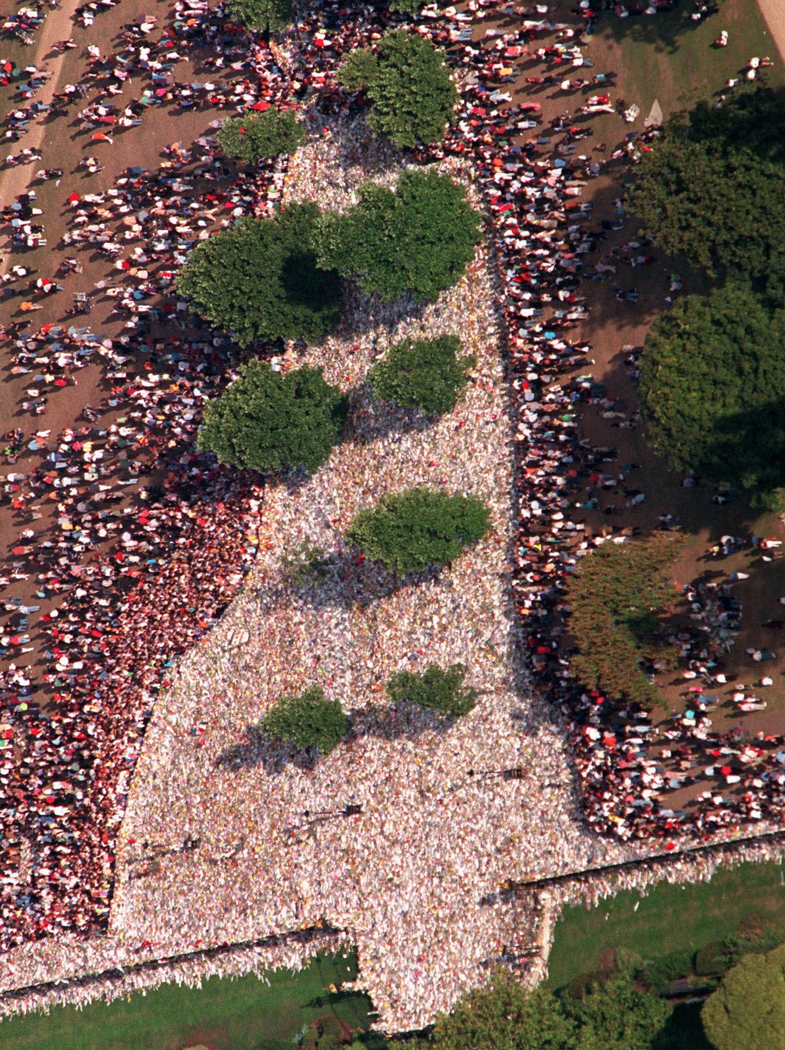 Aerial view of the millions of flowers that blanketed the ground in front of London's Kensington Palace, home of Diana, Princess of Wales