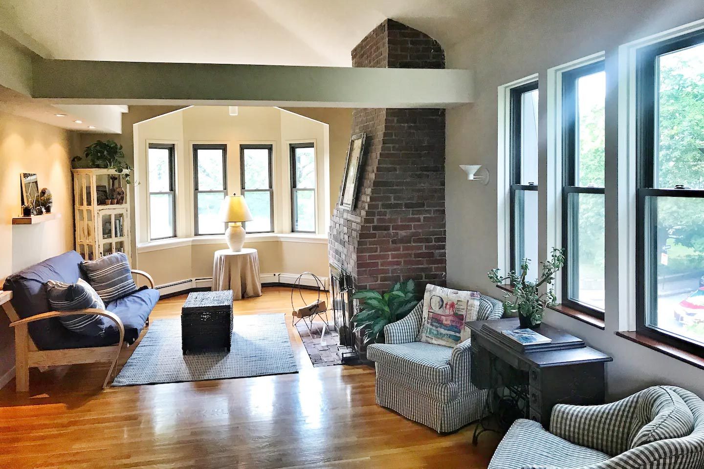 Rd Cheap Air B N B Massachusetts Historic Jp Brownstone