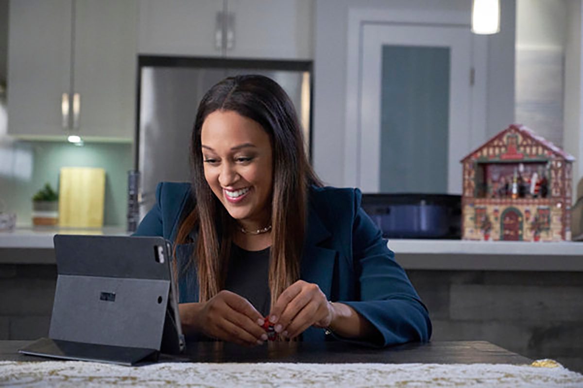 A Gingerbread Romance Final Photo Assets