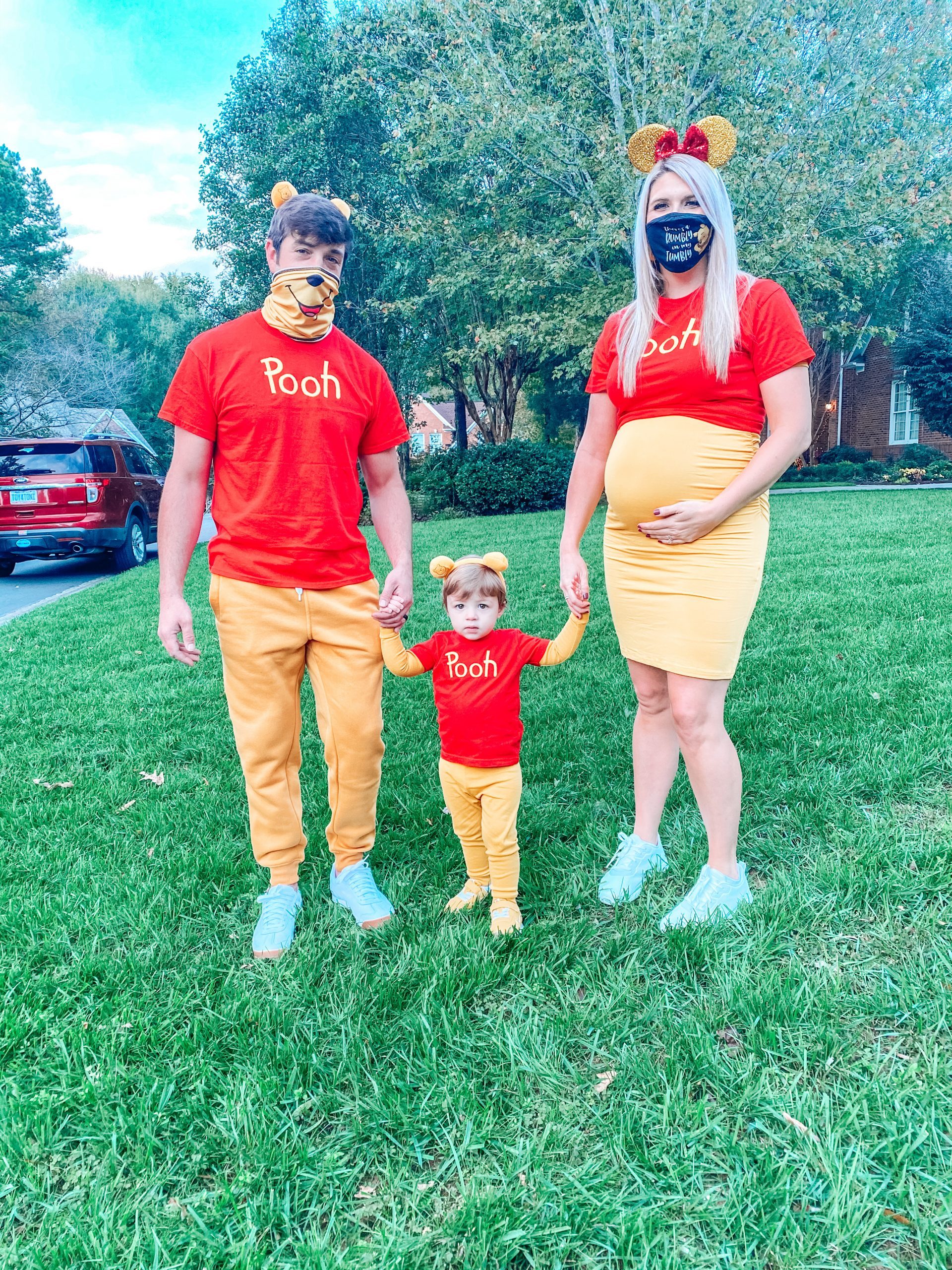 Winnie the Pooh family halloween costume