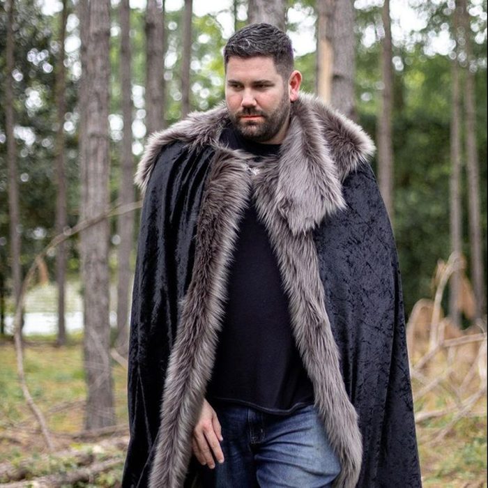 Jon Snow Halloween Costume Courtesy @everfanheroes Via Instagram