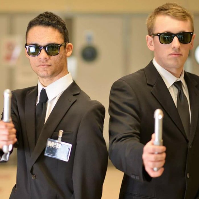 Men In Black Halloween Costume Courtesy @the Wong Cosplay Via Instagram