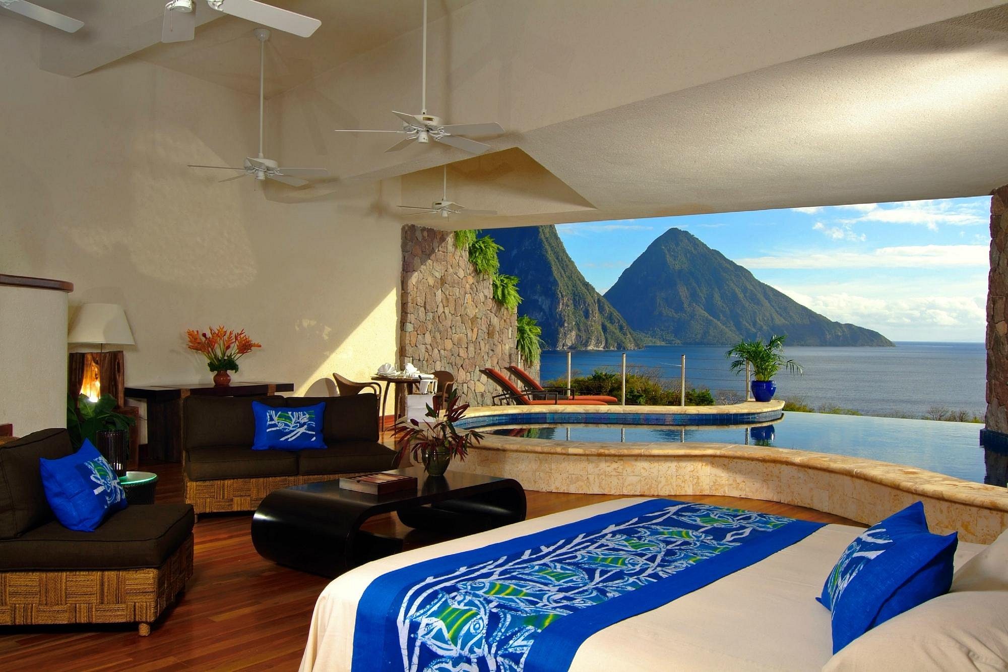 Jade Mountain Resort