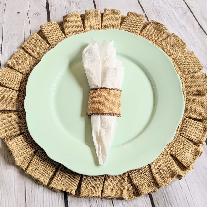 Ruffled Burlap Place Mat