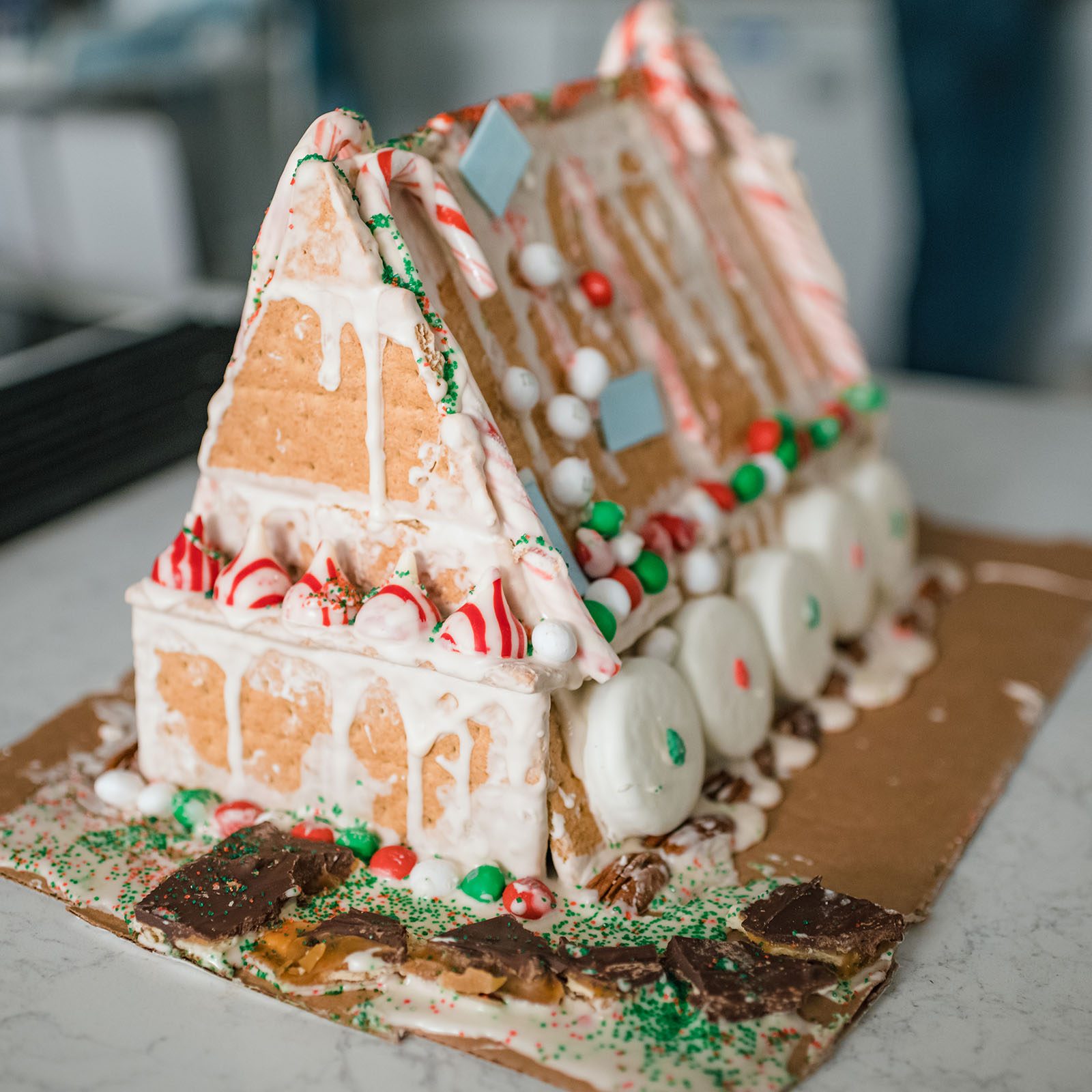 Christmas Graham Cracker House