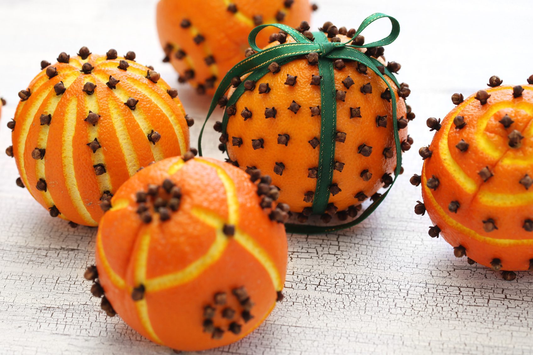 clove orange pomander balls