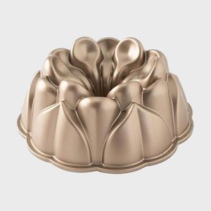 Magnolia Bundt Pan