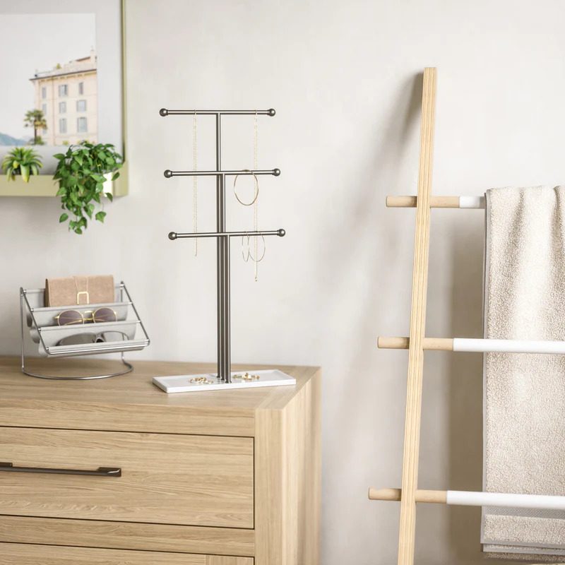 Trigem Jewelry Stand Ecomm Via Umbra.com (1)