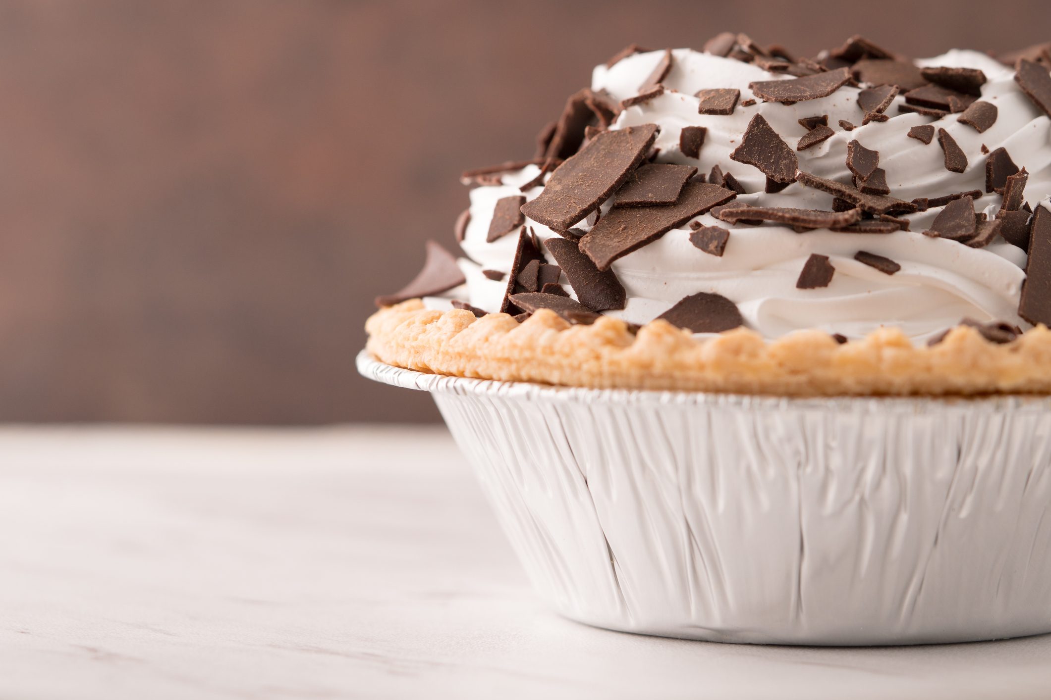 chocolate cream pie with chocolate shavings