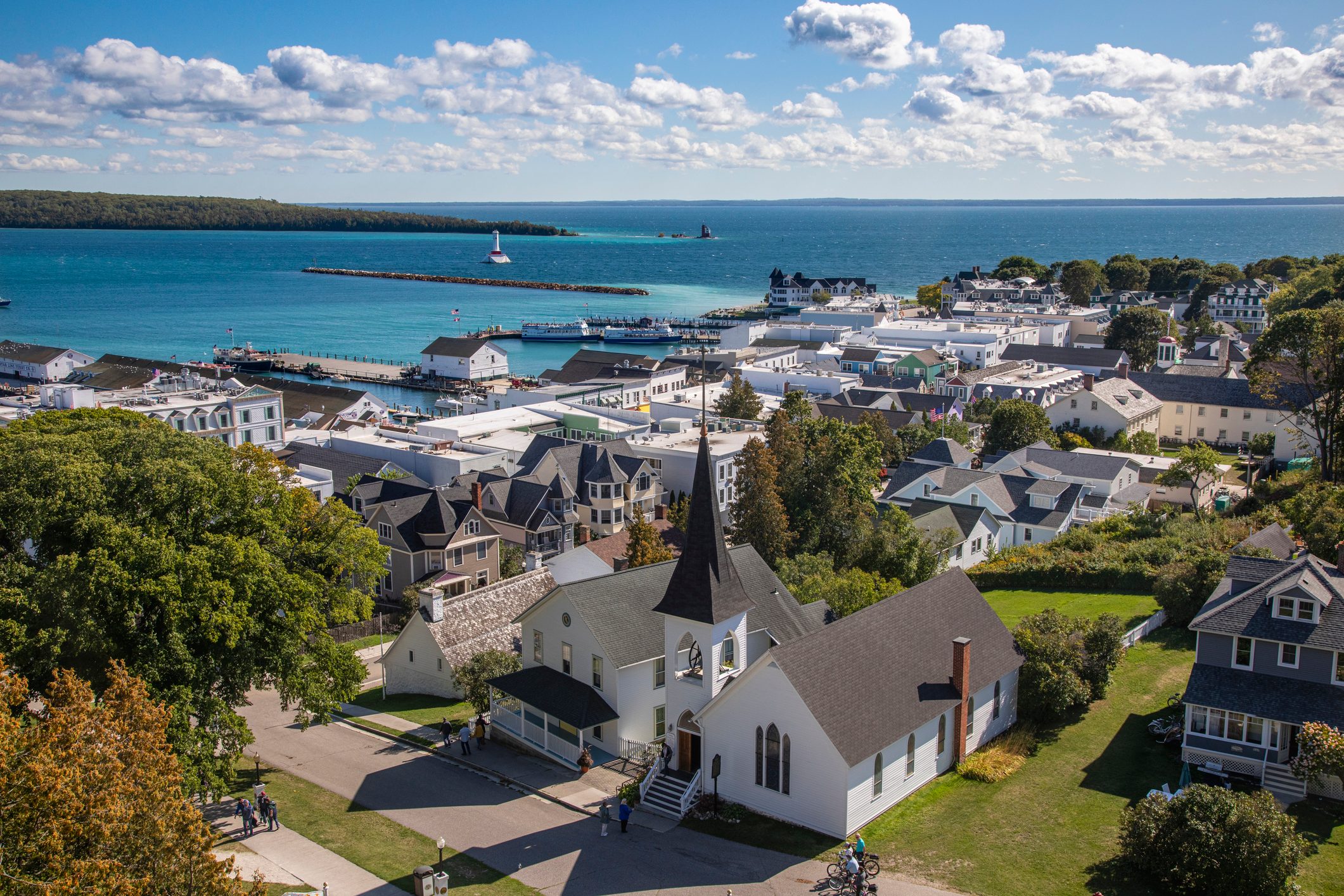 charming Mackinaw Island Town on the water