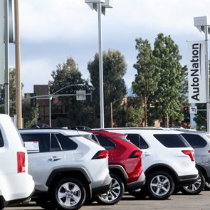 AutoNation Reports Quarterly Earnings