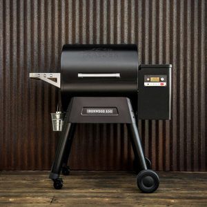 Traeger Ironwood 650 Wood Pellet Grill Ecomm Via Acehardware