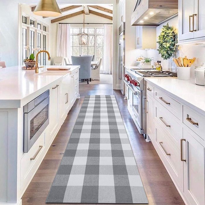 Earthall Buffalo Plaid Runner Rug Grey And White Ecomm Via Amazon.com