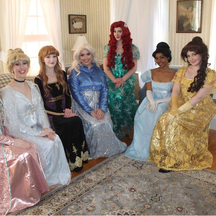 Rd Ecomm Bridgerton Costume Via Ladythera Instagram