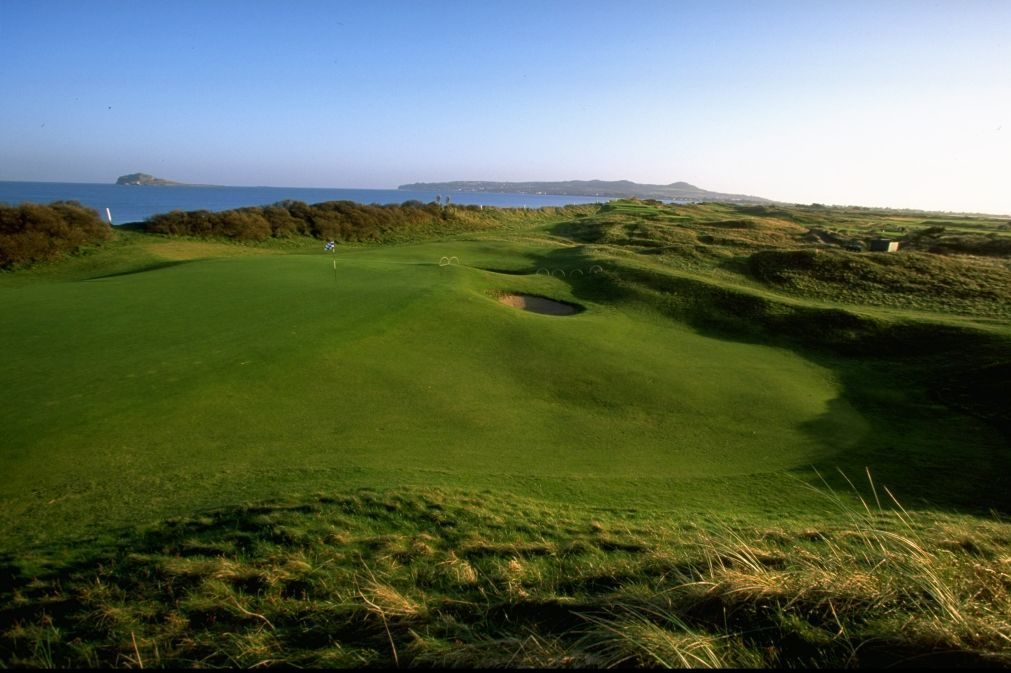 The 174m Par 3, fifthteenth hole