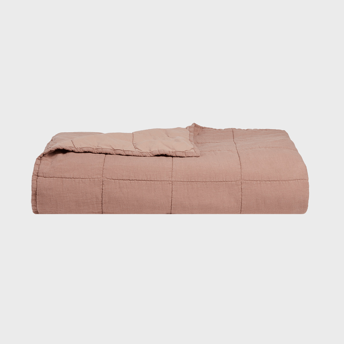 Essential Quilt Ecomm Via Parachutehome.com