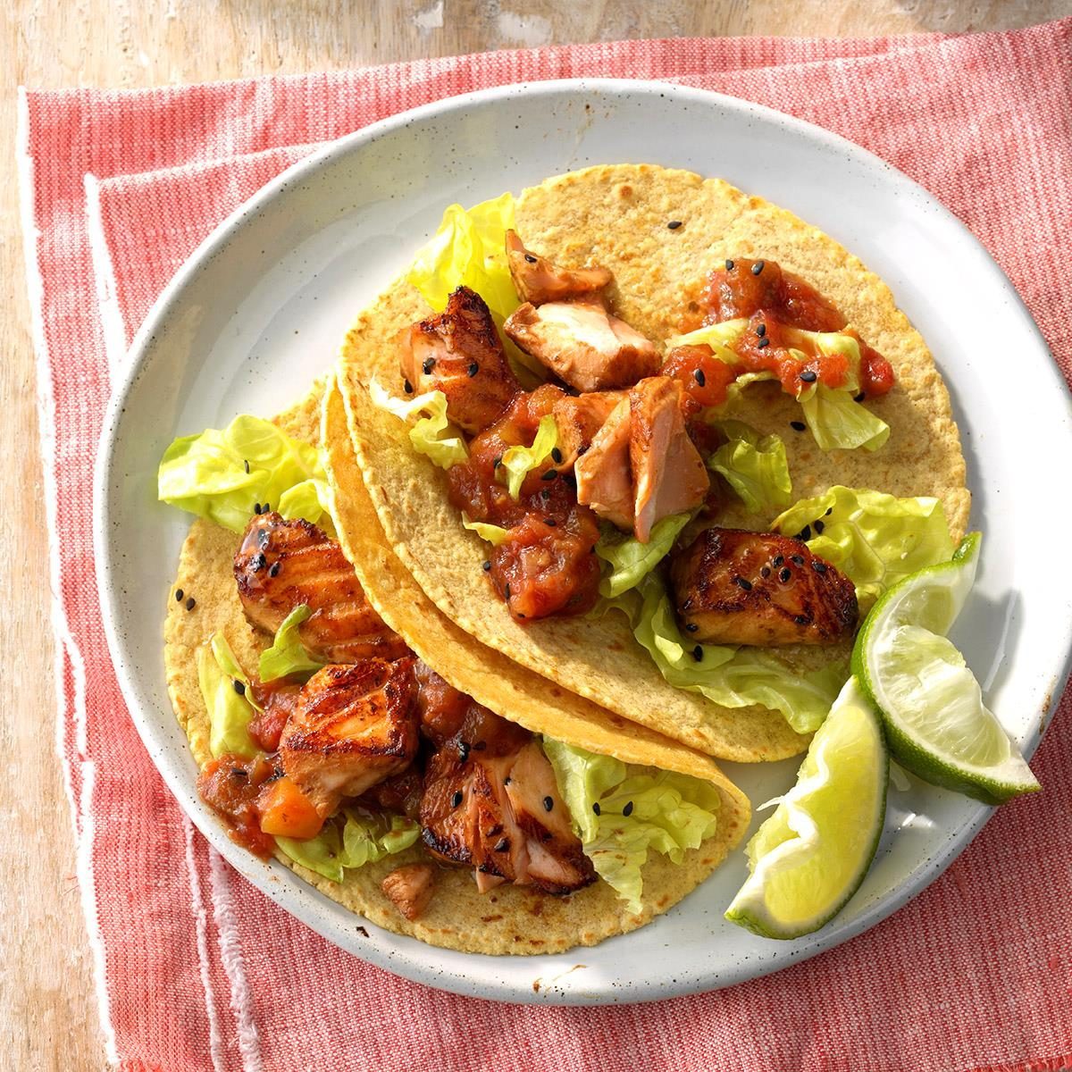 Asian Salmon Tacos Exps Sdam18 199145 C12 01 1b 22