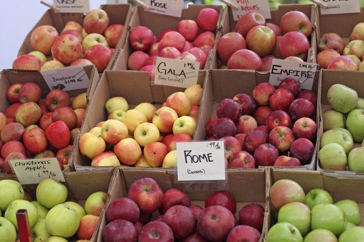 Boxes of apples for sale at the farmer's market