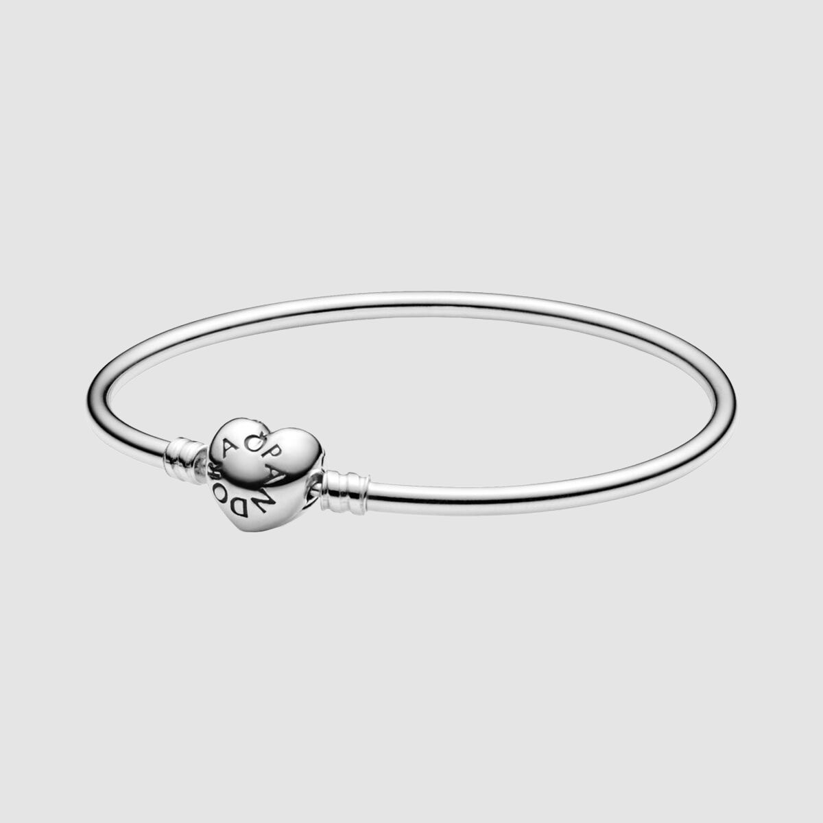 Pandora Moments Heart Clasp Bangle