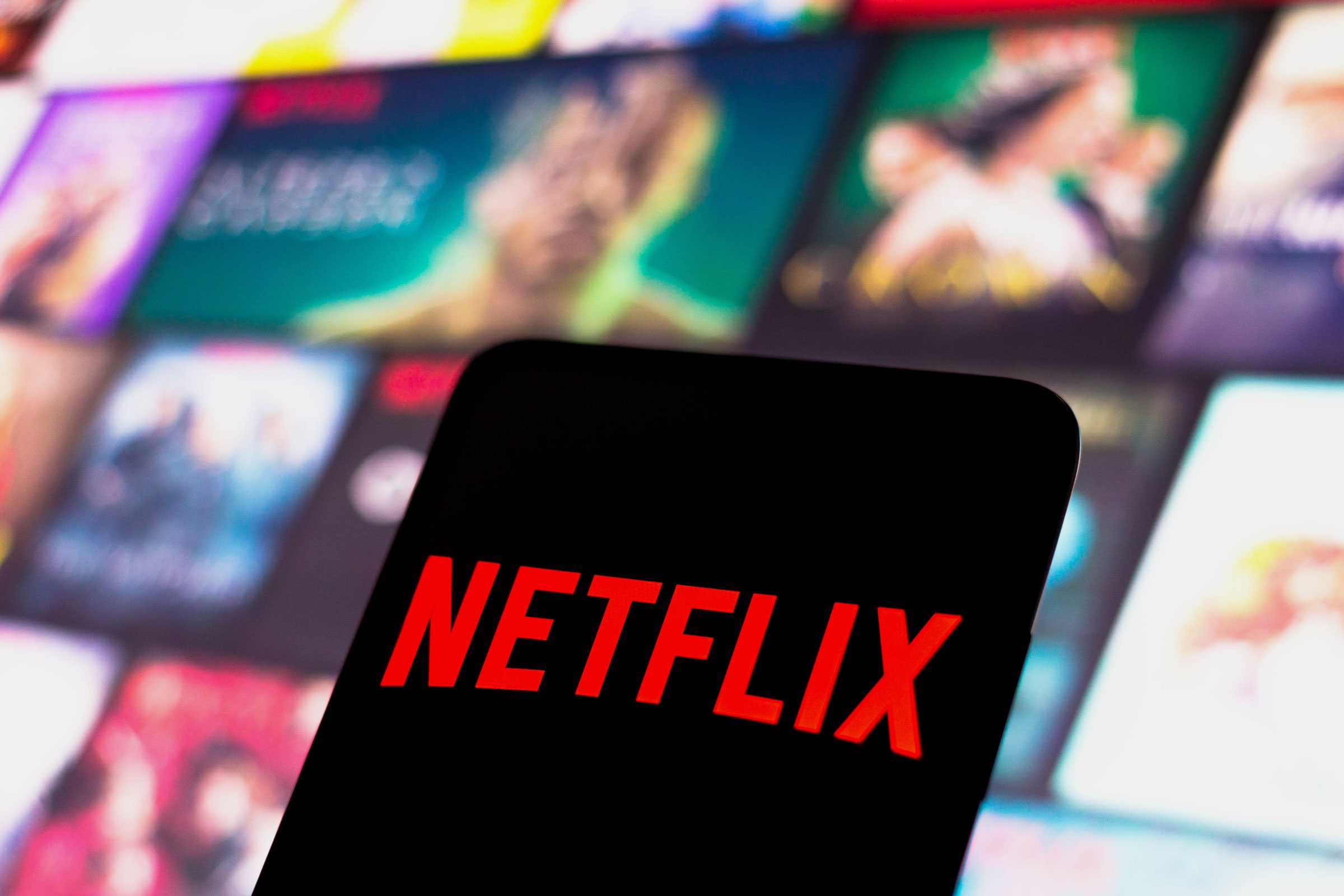 Ads Are Coming to Netflix in November. Should You Make the Switch?