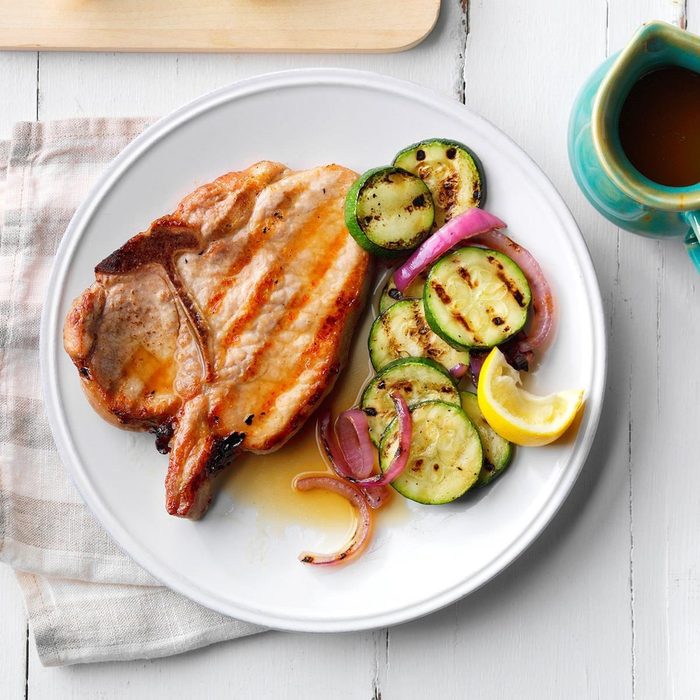 Saucy Grilled Pork Chops Exps Sdam19 92782 E12 11 4b 3