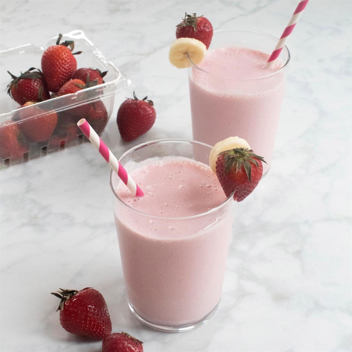 Strawberry Banana Yogurt Smoothie