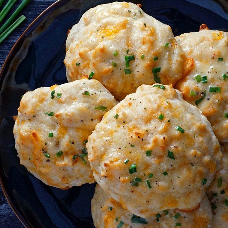 31 Cheddar Bay Biscuits 021121 Toh 08 E1635196808522 Lauren Habermehl