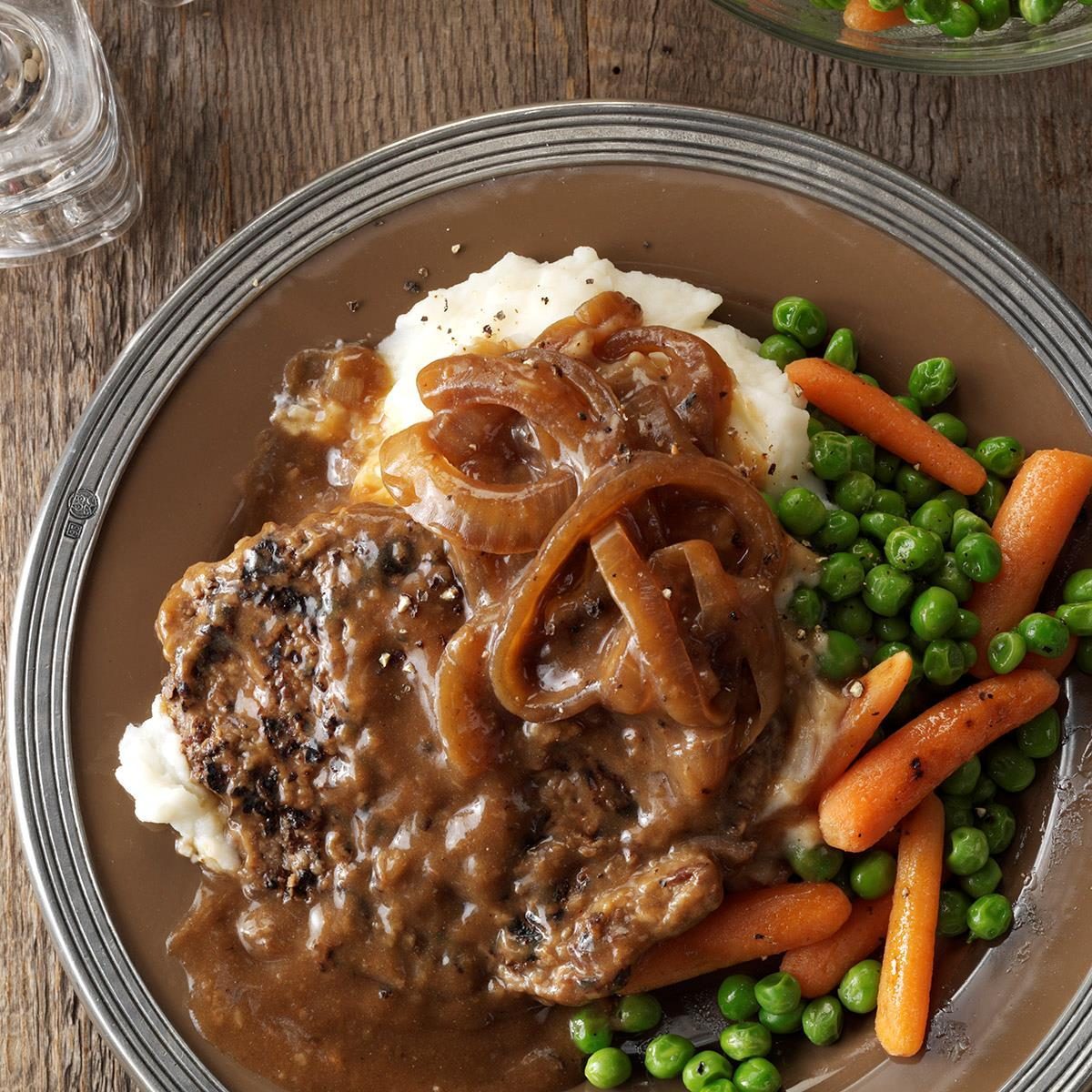 Cubed Steaks With Gravy