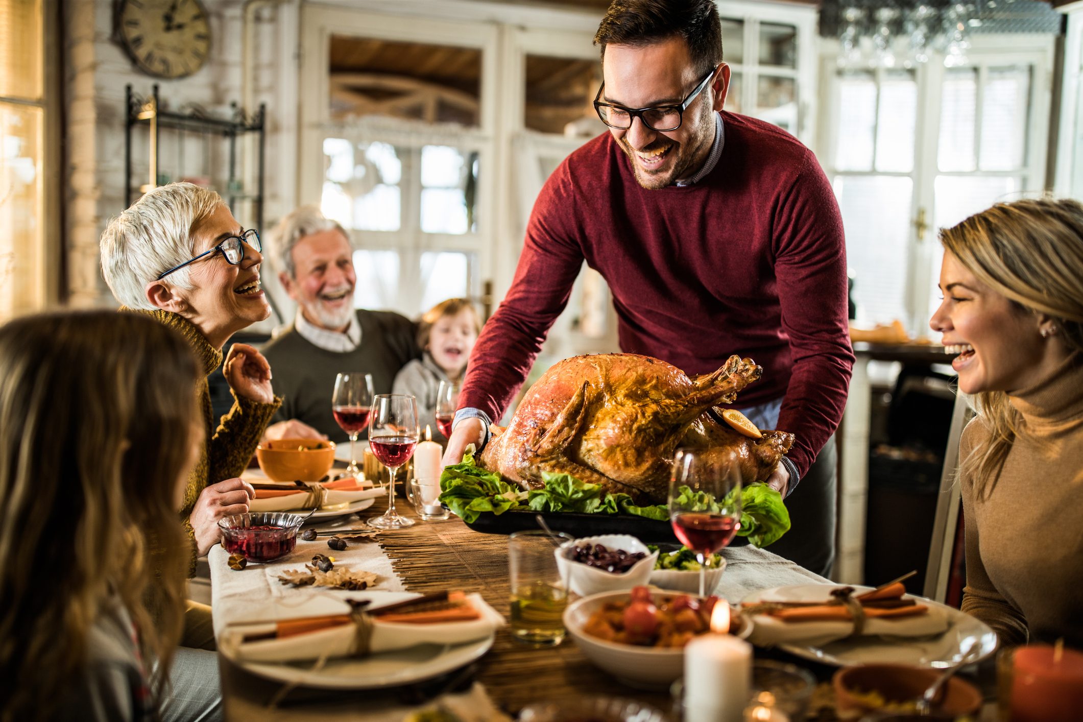 15 Things You Probably Shouldn’t Discuss at Thanksgiving Dinner