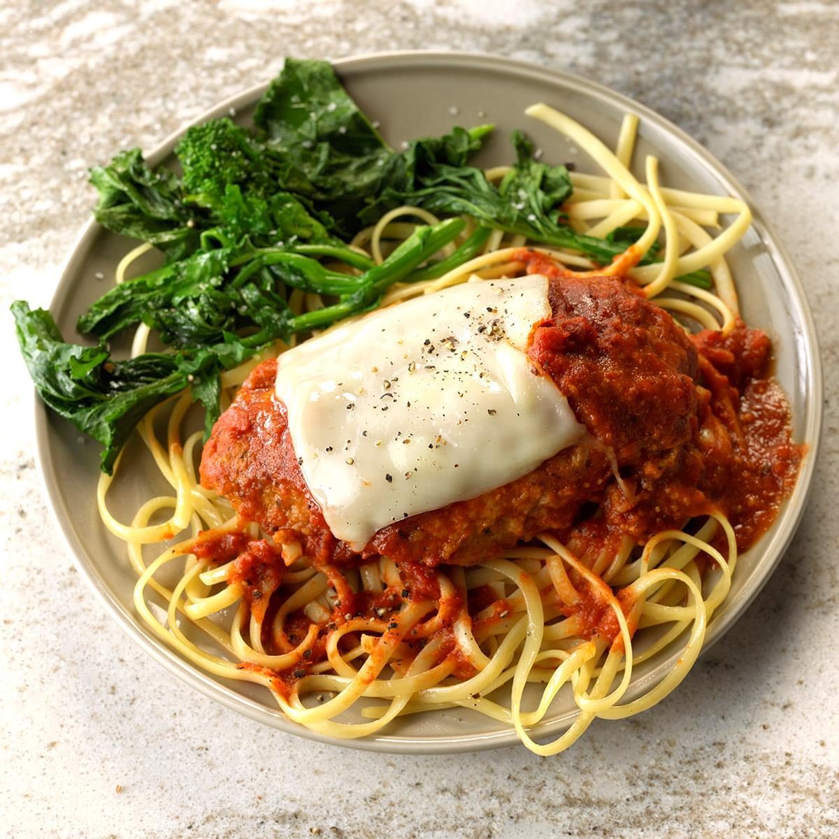 Slow Cooker Chicken Parmesan