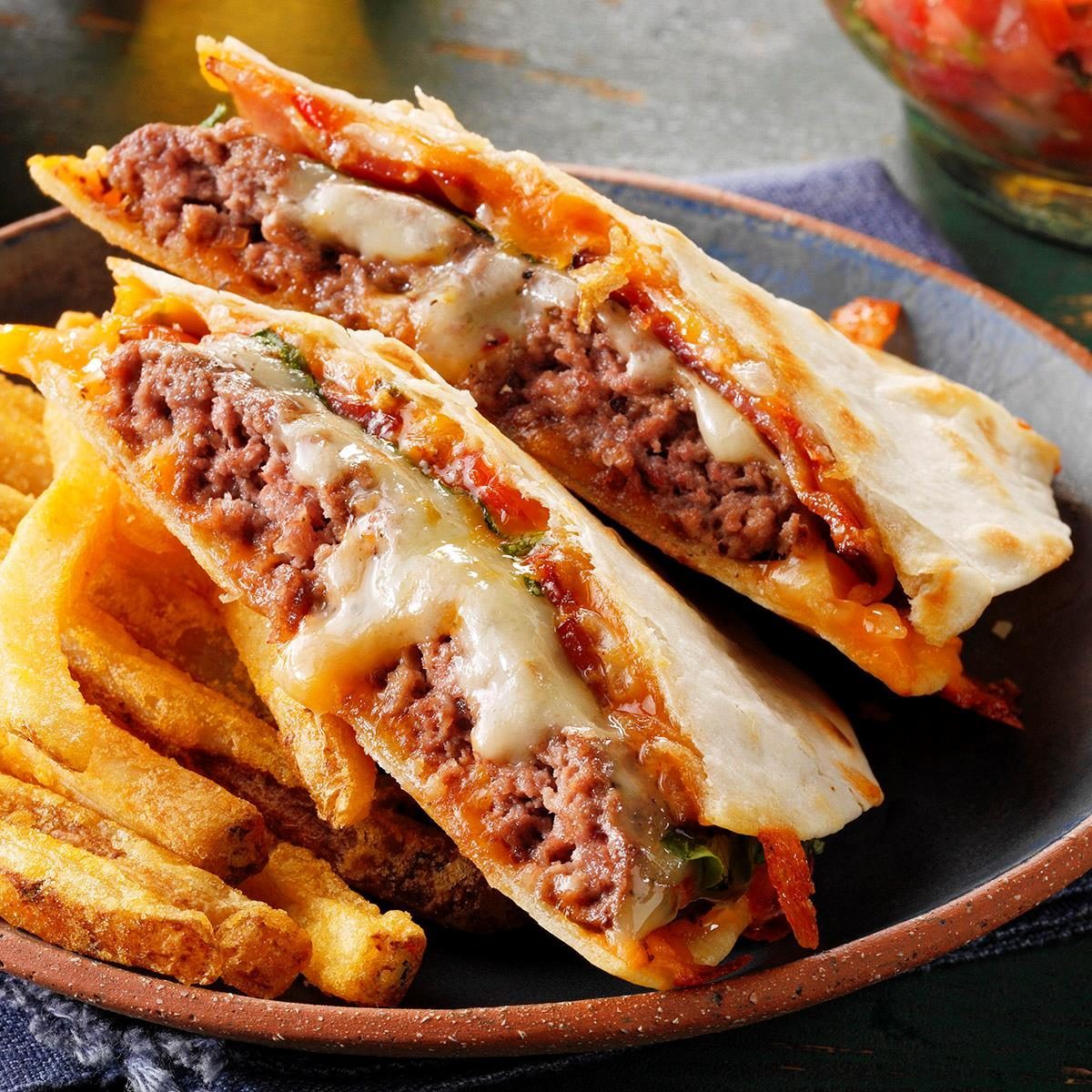 Applebees Quesadilla Burger Exps Tohcr22 269375 P2 Md 06 17 3b