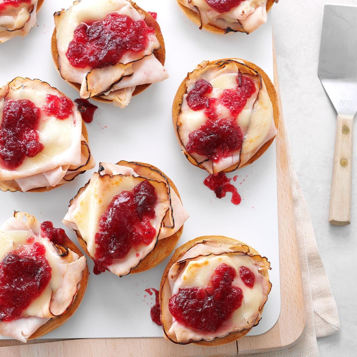 Turkey-Cranberry Bagels