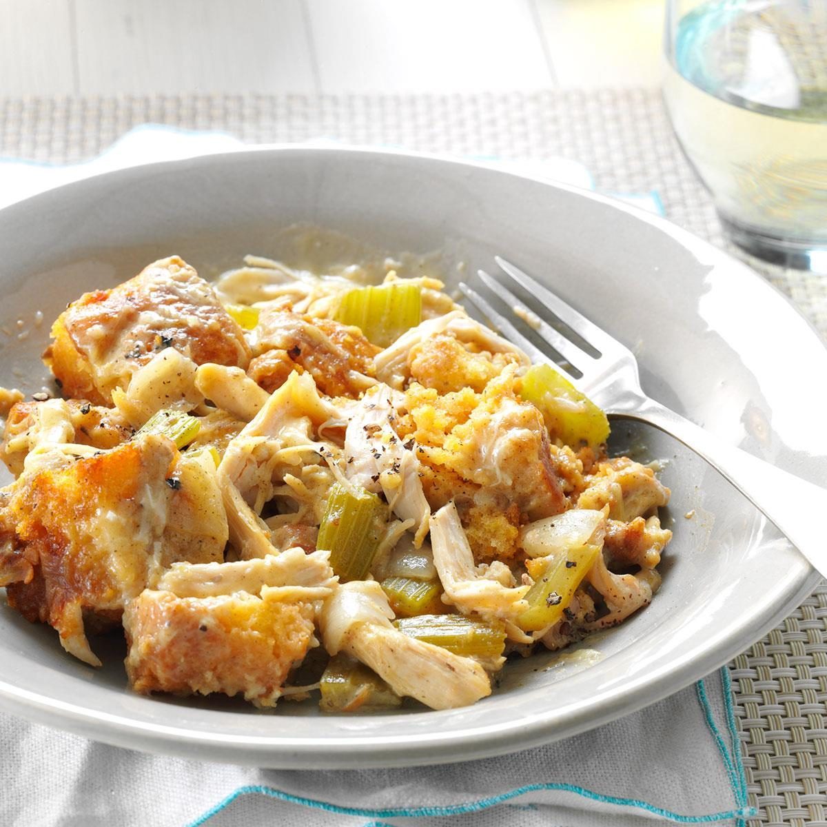 chicken cornbread casserole