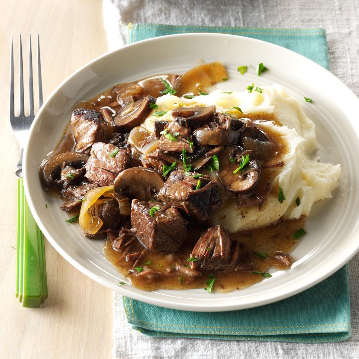 slow cooker beef tips