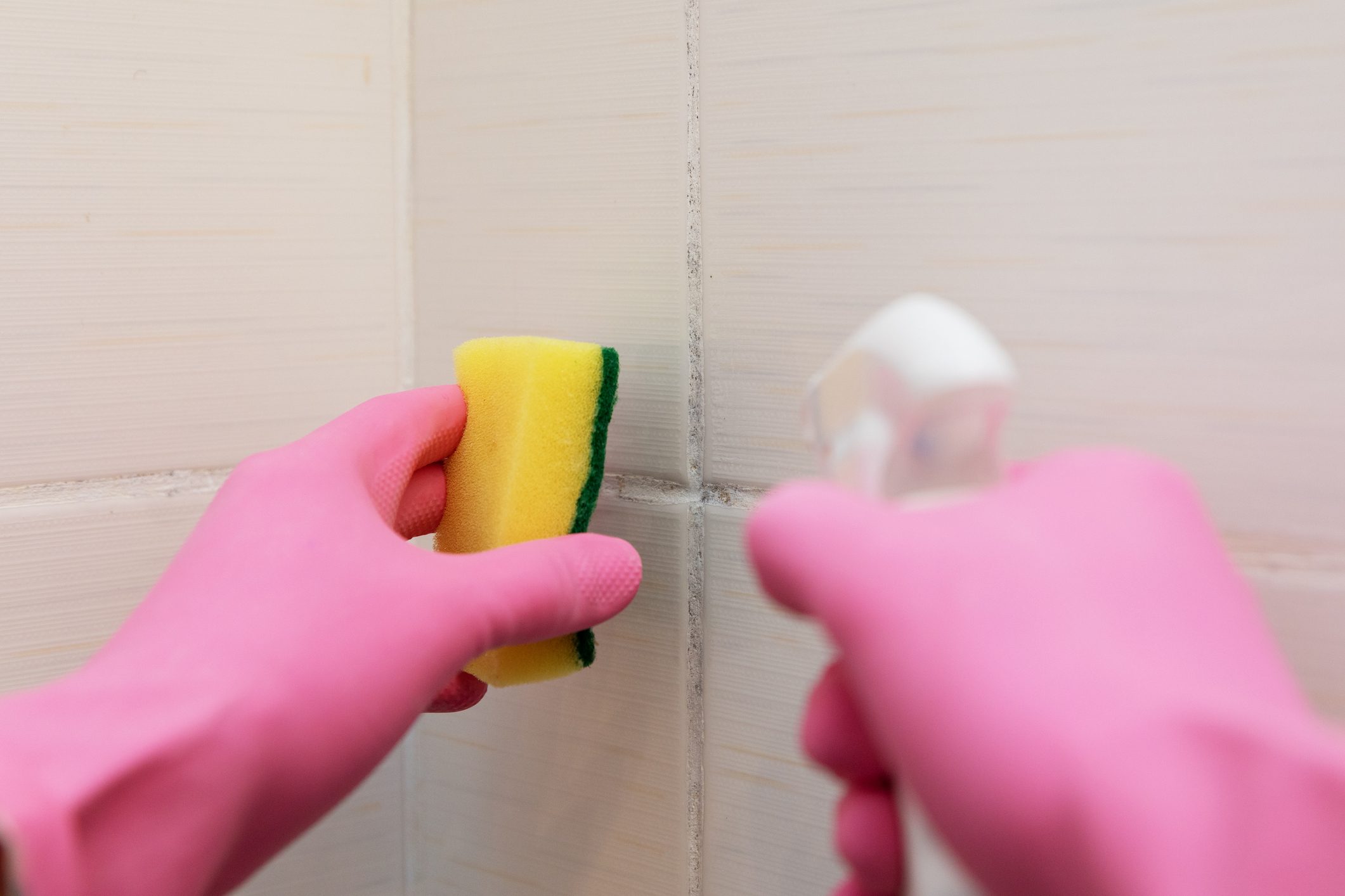 How to Clean Grout and Remove Grime Quickly