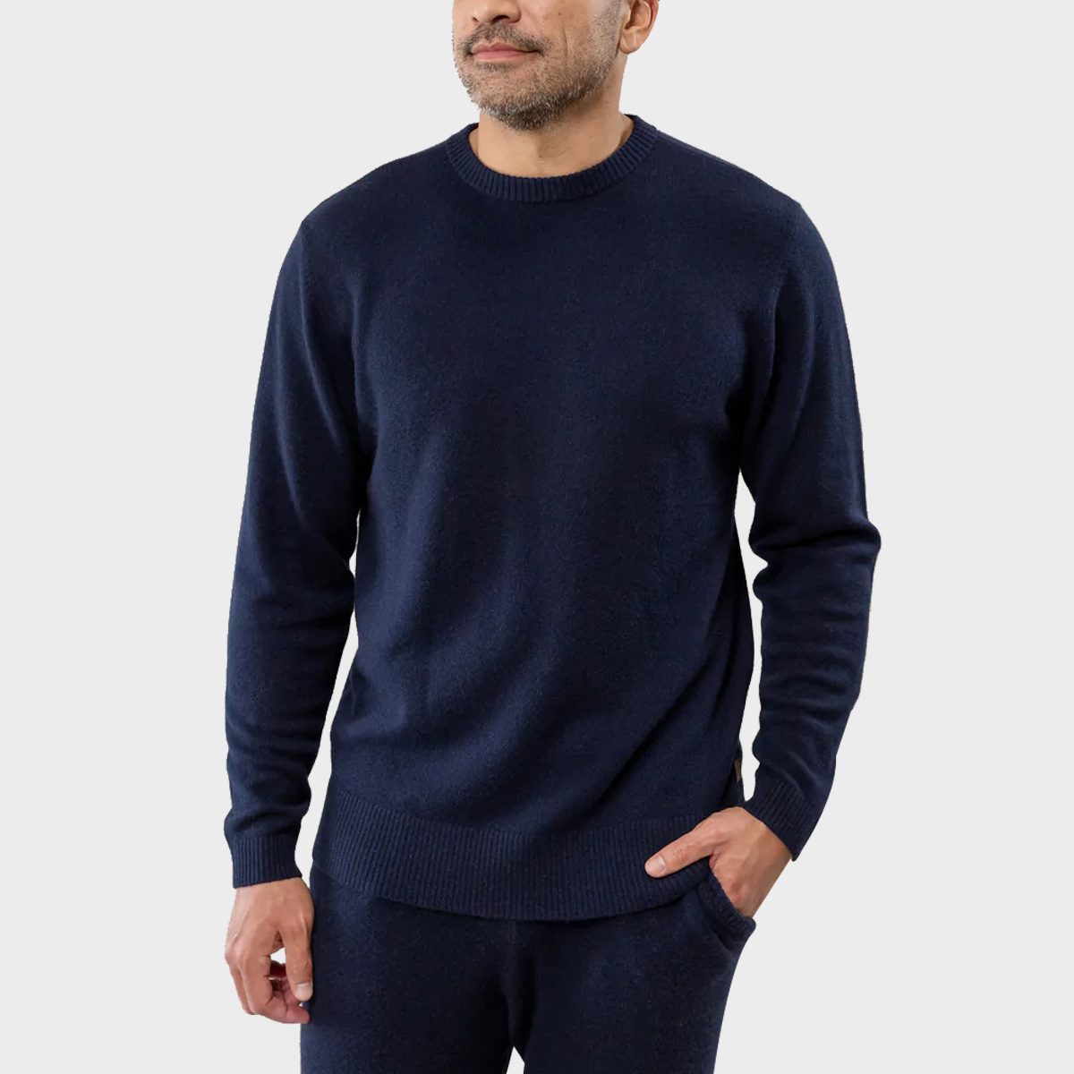 Men's Quintessential Cashmere Pullover Crew Ecomm Cozyearth.com